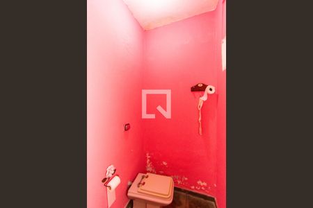 Casa para alugar com 500m², 4 quartos e 6 vagas Casa para alugar com 500m², 4 quartos e 6 vagasBanheiro da Área gourmet