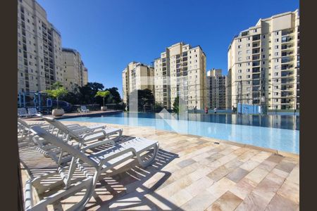 Apartamento para alugar com 50m², 2 quartos e 1 vagaÁrea comum - Piscina