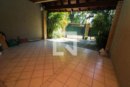 Garagem de casa à venda com 4 quartos, 180m² em Ipanema, Porto Alegre