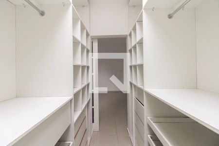 Casa à venda com 118m², 3 quartos e 2 vagasSuíte 2