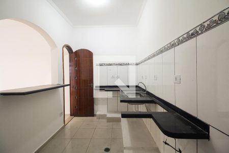 Casa à venda com 118m², 3 quartos e 2 vagasCozinha 