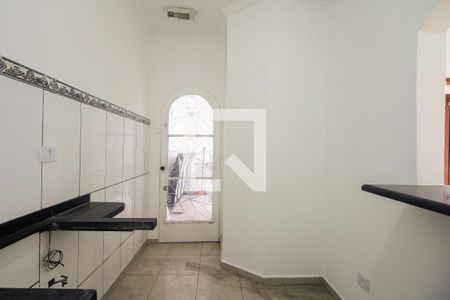 Casa à venda com 118m², 3 quartos e 2 vagasCozinha 