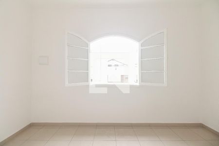 Casa à venda com 118m², 3 quartos e 2 vagasQuarto 