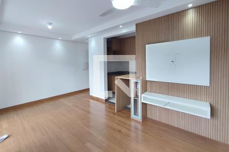 Apartamento para alugar com 76m², 2 quartos e 1 vagaSala