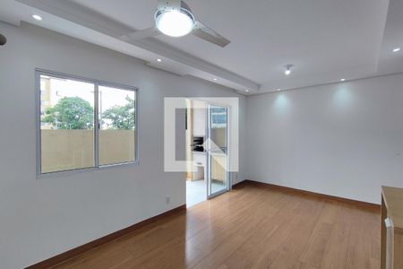 Apartamento para alugar com 76m², 2 quartos e 1 vagaSala