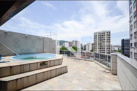 Apartamento à venda com 192m², 4 quartos e 2 vagasTerraço