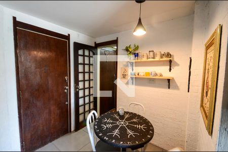 Apartamento à venda com 192m², 4 quartos e 2 vagasCozinha