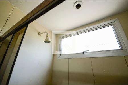 Apartamento à venda com 192m², 4 quartos e 2 vagasBanheiro da Suíte