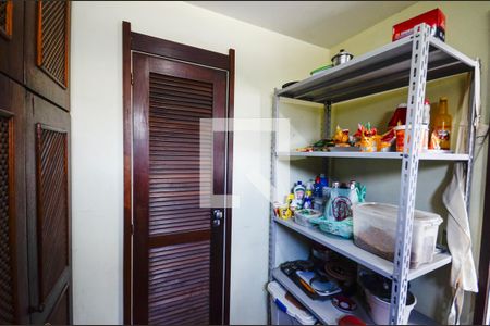 Apartamento à venda com 192m², 4 quartos e 2 vagasQuarto de Serviço