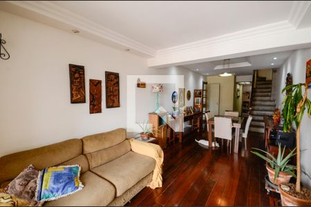 Apartamento à venda com 192m², 4 quartos e 2 vagasSala