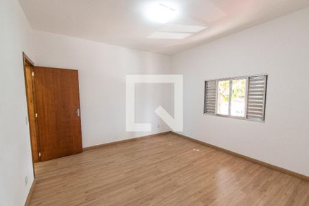 Quarto 2 de casa para alugar com 2 quartos, 98m² em Vila Dom Pedro I, São Paulo
