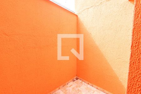 Casa para alugar com 98m², 2 quartos e sem vagaQuintal