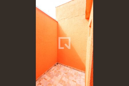 Casa para alugar com 98m², 2 quartos e sem vagaQuintal