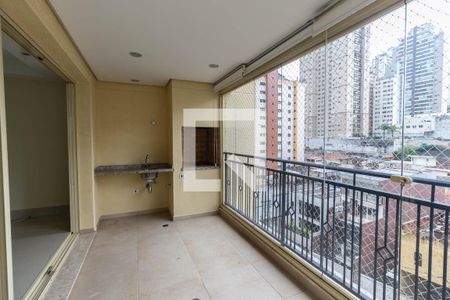 Apartamento à venda com 135m², 3 quartos e 3 vagas Apartamento à venda com 135m², 3 quartos e 3 vagasVaranda gourmet