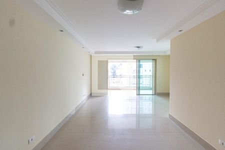 Apartamento à venda com 135m², 3 quartos e 3 vagas Apartamento à venda com 135m², 3 quartos e 3 vagasSala