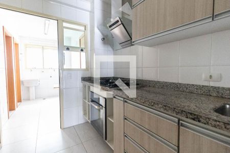 Apartamento à venda com 135m², 3 quartos e 3 vagas Apartamento à venda com 135m², 3 quartos e 3 vagasCozinha