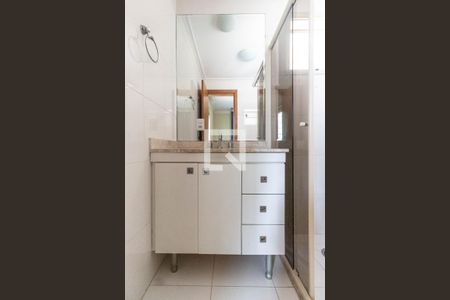 Apartamento à venda com 135m², 3 quartos e 3 vagas Apartamento à venda com 135m², 3 quartos e 3 vagasSuíte