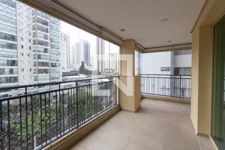 Apartamento à venda com 135m², 3 quartos e 3 vagas Apartamento à venda com 135m², 3 quartos e 3 vagasVaranda gourmet