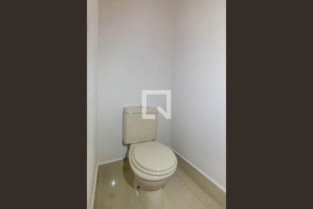 Apartamento à venda com 135m², 3 quartos e 3 vagas Apartamento à venda com 135m², 3 quartos e 3 vagasLavabo