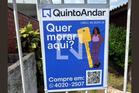 Casa à venda com 160m², 4 quartos e 3 vagas Casa à venda com 160m², 4 quartos e 3 vagasPlaca