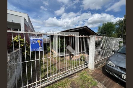 Casa à venda com 160m², 4 quartos e 3 vagas Casa à venda com 160m², 4 quartos e 3 vagasFachada