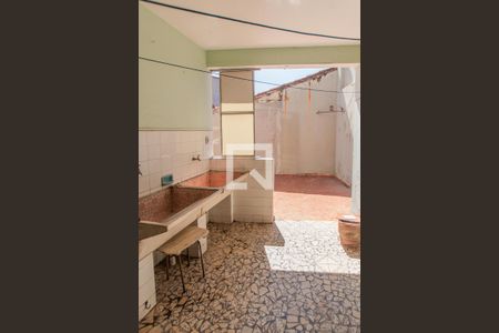 Casa à venda com 205m², 3 quartos e 2 vagasÁrea de Serviço