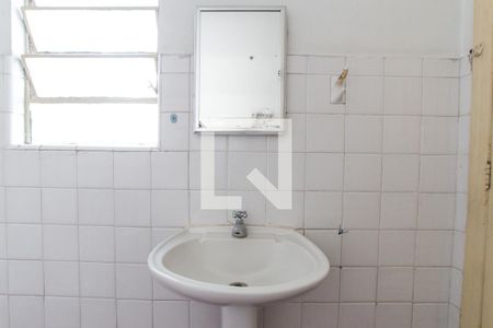 Casa à venda com 205m², 3 quartos e 2 vagasBanheiro