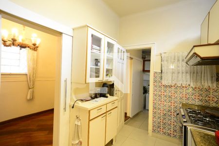Casa à venda com 280m², 5 quartos e 1 vagaCozinha