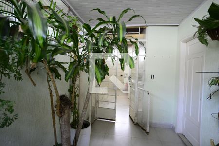 Casa à venda com 280m², 5 quartos e 1 vagaÁrea de Serviço