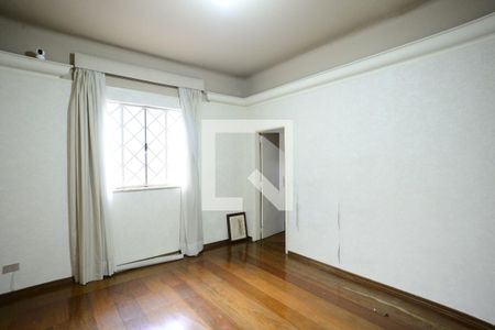 Casa à venda com 280m², 5 quartos e 1 vagaSala de Jantar