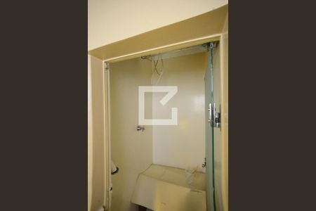 Casa à venda com 280m², 5 quartos e 1 vagaBanheiro 2