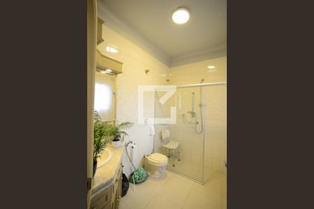 Casa à venda com 280m², 5 quartos e 1 vagaBanheiro