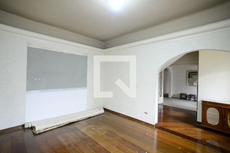 Casa à venda com 280m², 5 quartos e 1 vagaSala de Jantar