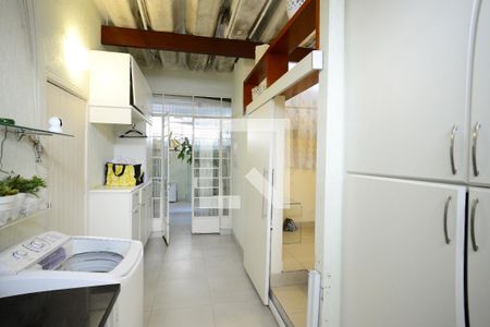 Casa à venda com 280m², 5 quartos e 1 vagaÁrea de Serviço