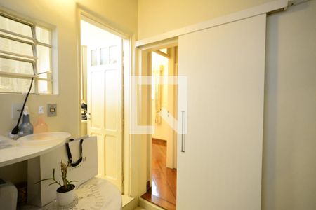 Casa à venda com 280m², 5 quartos e 1 vagaÁrea de Serviço