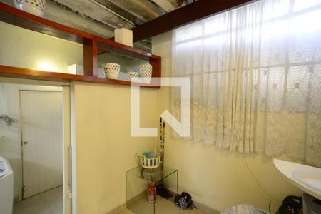 Casa à venda com 280m², 5 quartos e 1 vagaÁrea de Serviço