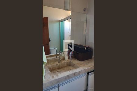 Banheiro de casa de condomínio para alugar com 2 quartos, 64m² em Campos Eliseos, Campinas