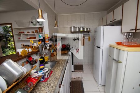 Casa de condomínio à venda com 377m², 3 quartos e 4 vagasCozinha