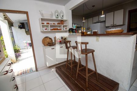 Casa de condomínio à venda com 377m², 3 quartos e 4 vagasCozinha