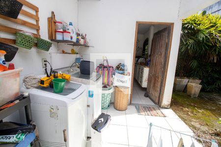 Casa de condomínio à venda com 377m², 3 quartos e 4 vagasÁrea de Serviço