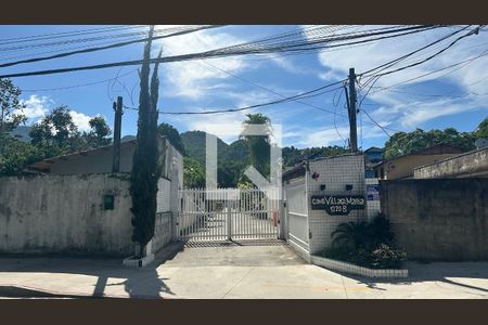 Casa de condomínio à venda com 377m², 3 quartos e 4 vagasFachada