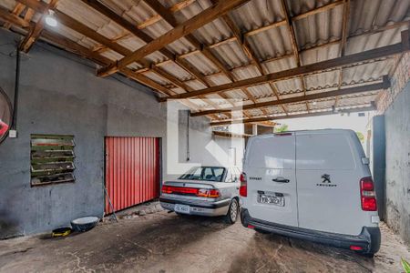 Casa à venda com 350m², 2 quartos e 10 vagas Casa à venda com 350m², 2 quartos e 10 vagasÁrea externa