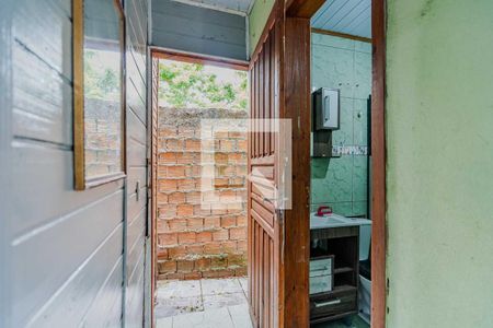 Casa à venda com 350m², 2 quartos e 10 vagas Casa à venda com 350m², 2 quartos e 10 vagasBanheiro