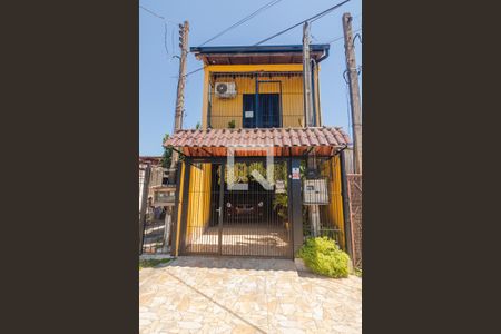 Casa à venda com 320m², 2 quartos e 1 vagaFachada