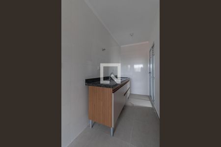 Sala/Cozinha/Área de Serviço de apartamento para alugar com 2 quartos, 40m² em Vila Paranagua, São Paulo