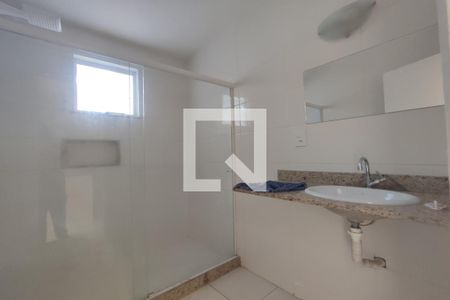 Casa de condomínio à venda com 135m², 3 quartos e 1 vaga Casa de condomínio à venda com 135m², 3 quartos e 1 vaga2º Pav - Banheiro Social