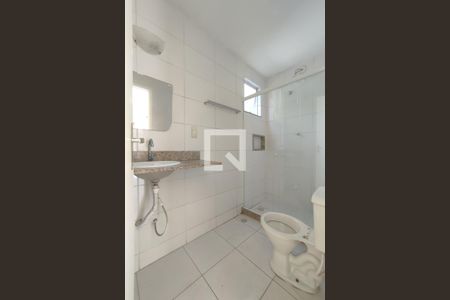 Casa de condomínio à venda com 135m², 3 quartos e 1 vaga Casa de condomínio à venda com 135m², 3 quartos e 1 vaga2º Pav - Banheiro da Suite 1