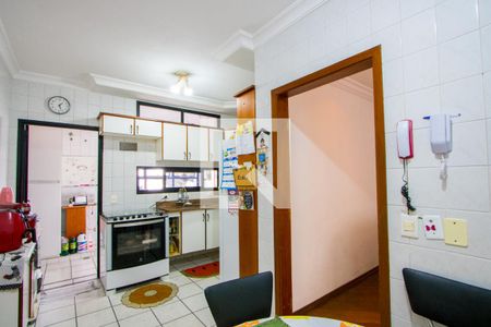 Apartamento à venda com 122m², 3 quartos e 2 vagasCozinha