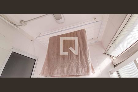 Apartamento à venda com 58m², 2 quartos e 1 vaga Apartamento à venda com 58m², 2 quartos e 1 vagaÁrea de Serviço