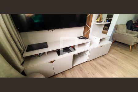 Apartamento à venda com 58m², 2 quartos e 1 vaga Apartamento à venda com 58m², 2 quartos e 1 vagaSala